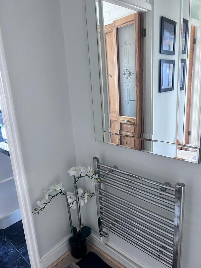 Parsonage Leys Apartamento Harlow Exterior foto